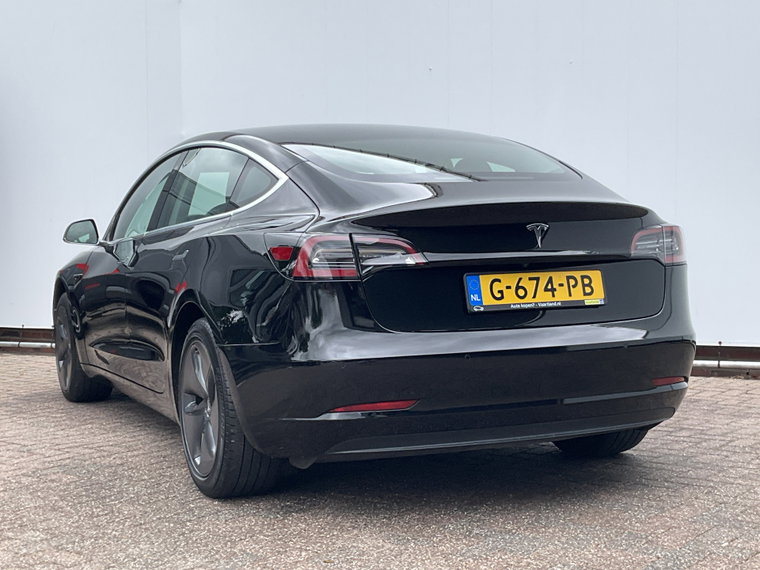 Vehicle Image 40
