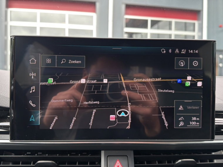 Vehicle Image 30