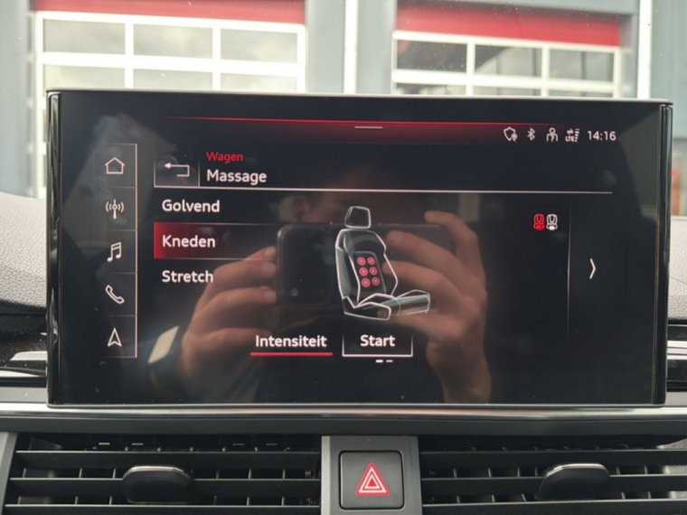 Vehicle Image 33