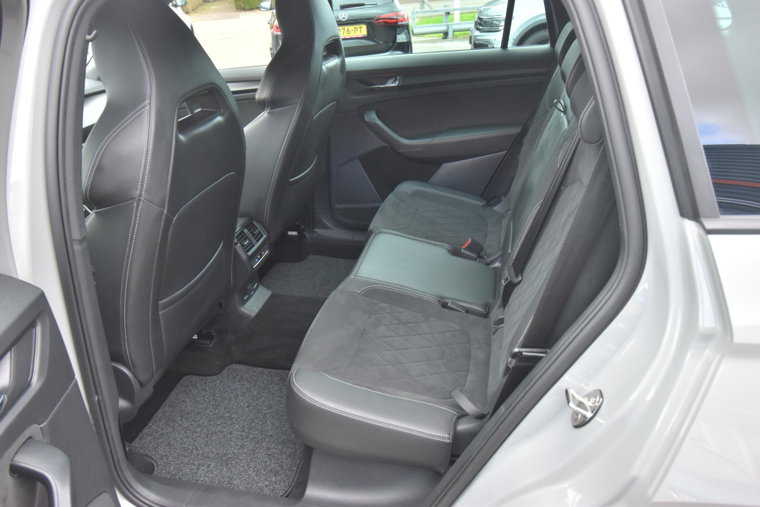 Vehicle Image 26