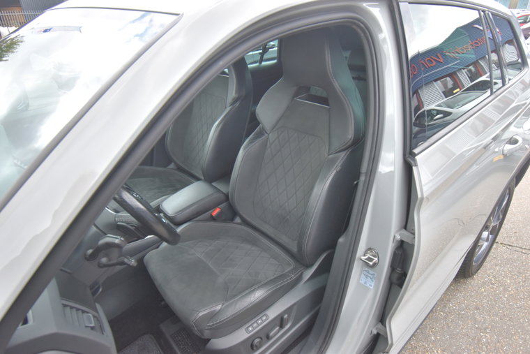 Vehicle Image 31