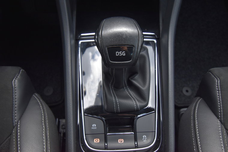 Vehicle Image 32