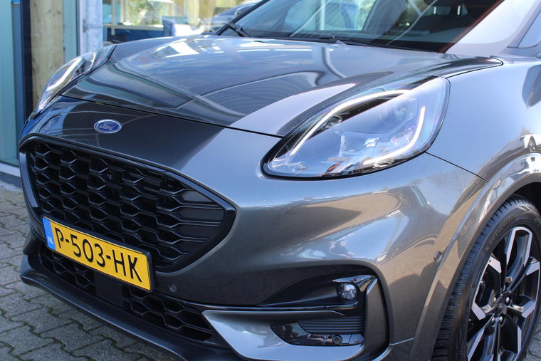 Vehicle Image 40