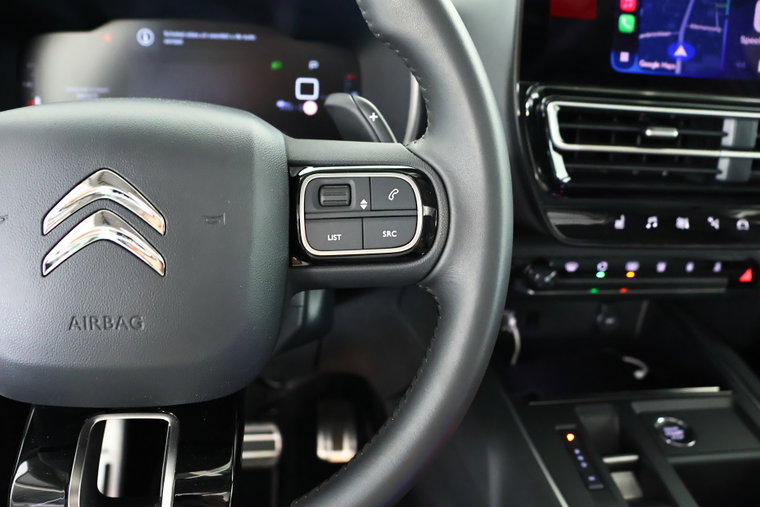 Vehicle Image 22