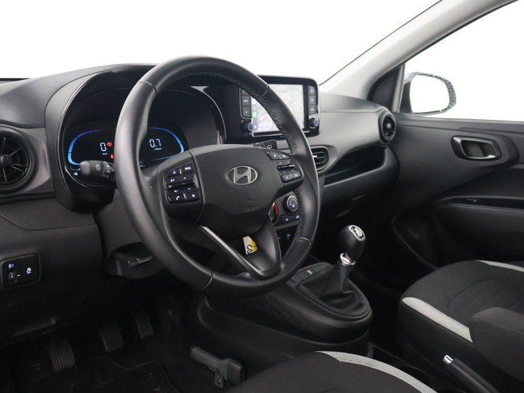 Vehicle Image 22