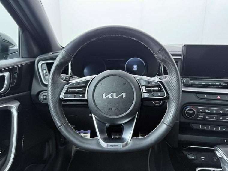 Vehicle Image 38