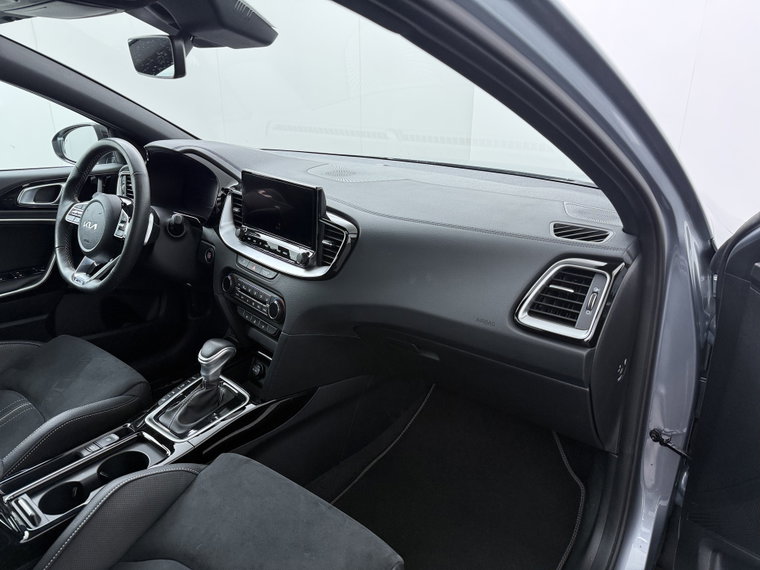 Vehicle Image 40