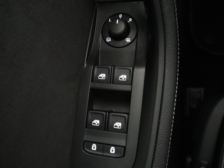 Vehicle Image 39