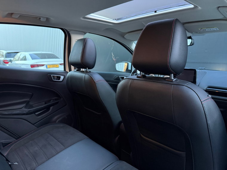 Vehicle Image 30