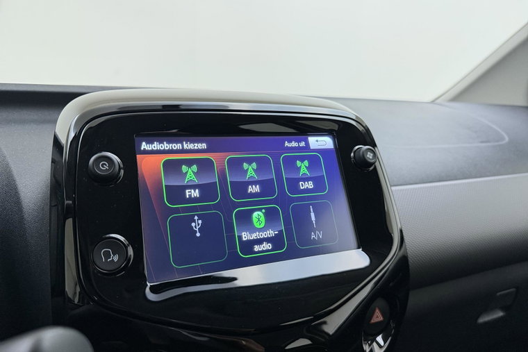 Vehicle Image 20