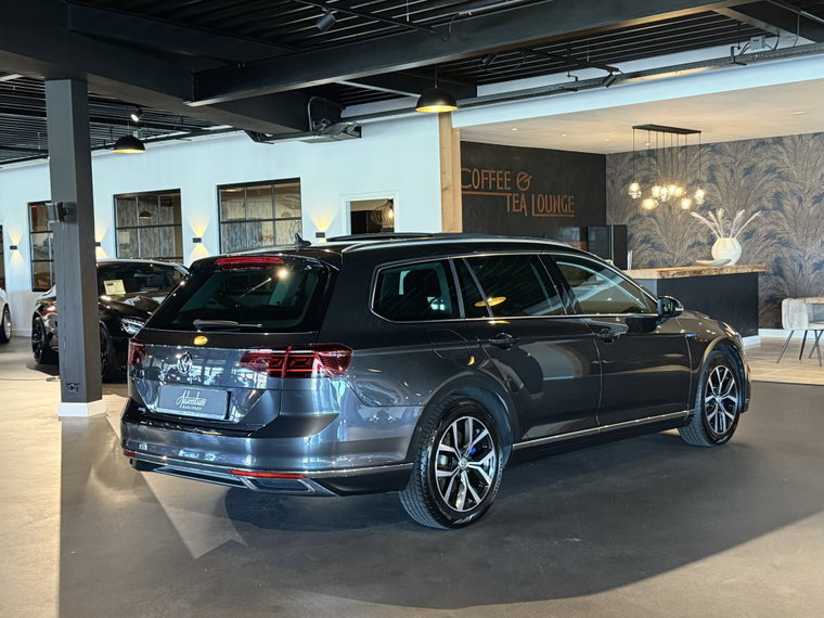 Vehicle Image 40