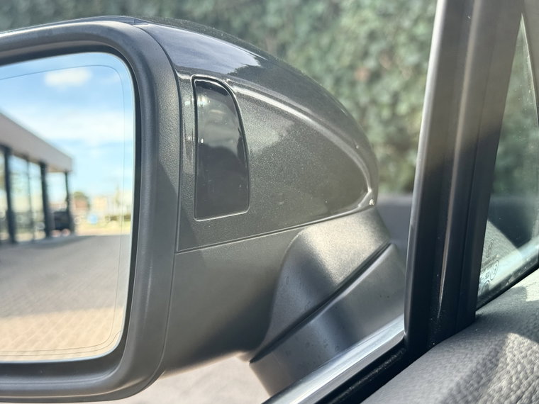 Vehicle Image 50