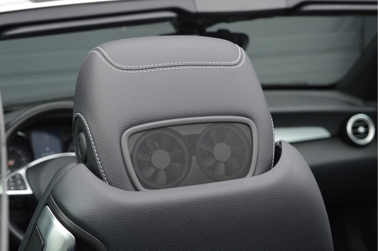 Vehicle Image 19