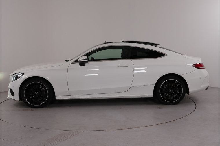 Vehicle Image 33