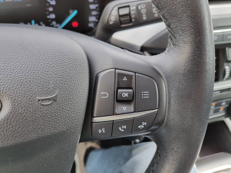 Vehicle Image 29
