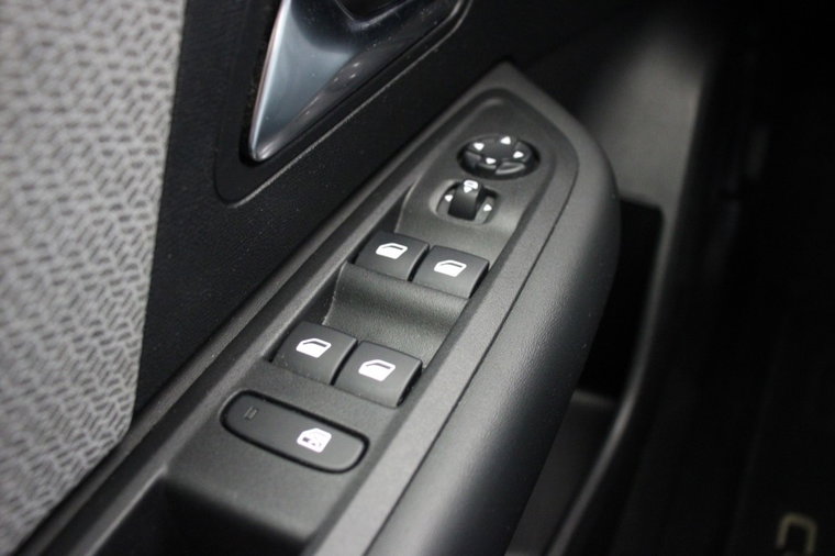 Vehicle Image 31