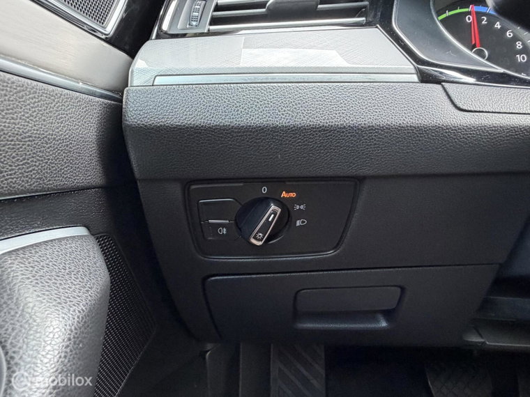 Vehicle Image 46