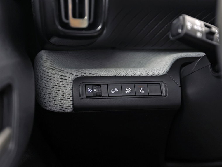 Vehicle Image 26
