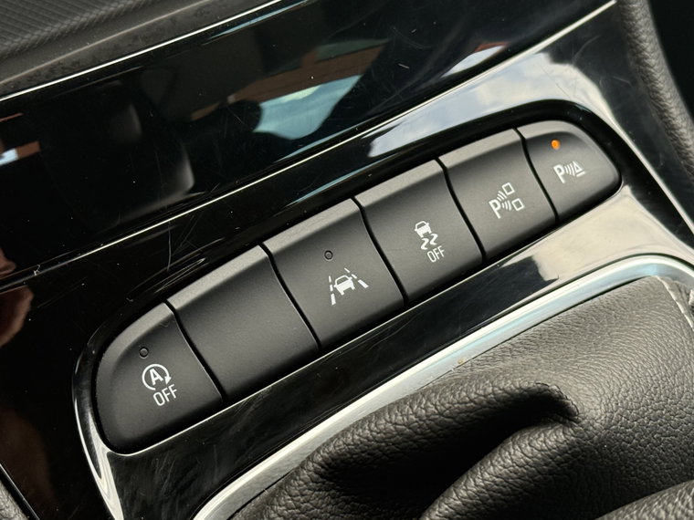 Vehicle Image 27