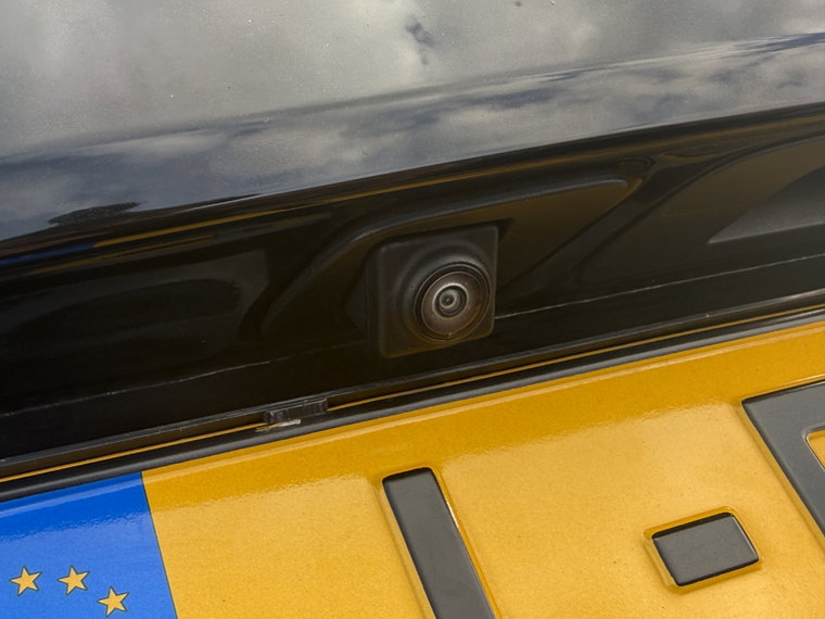 Vehicle Image 42