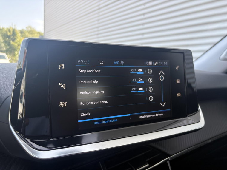 Vehicle Image 35