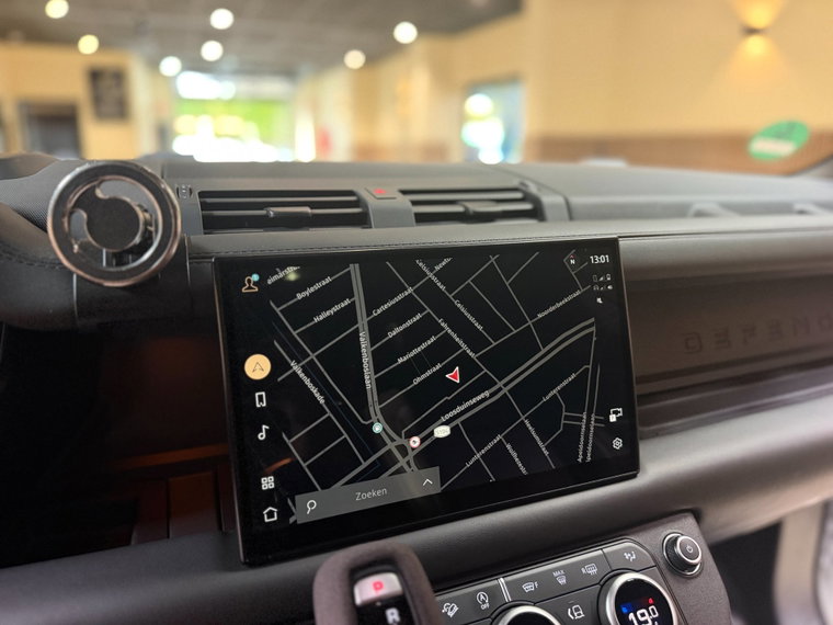 Vehicle Image 35
