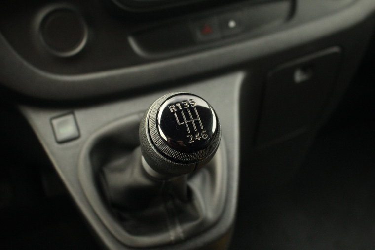 Vehicle Image 28