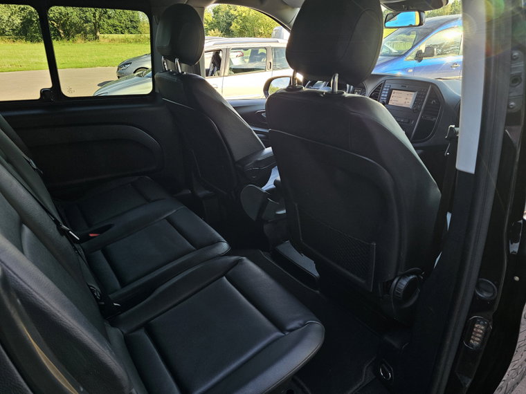 Vehicle Image 31