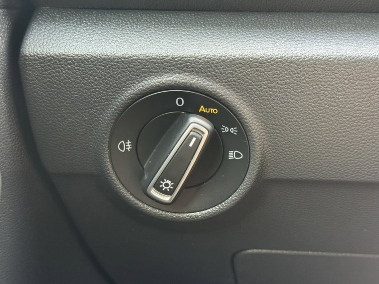 Vehicle Image 27