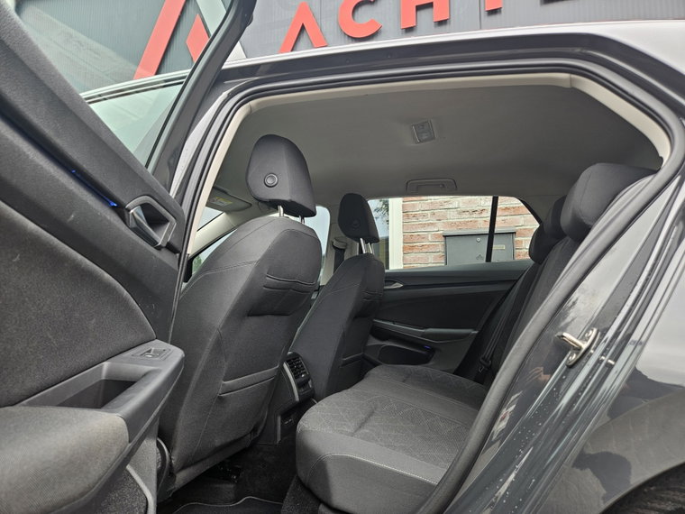Vehicle Image 17