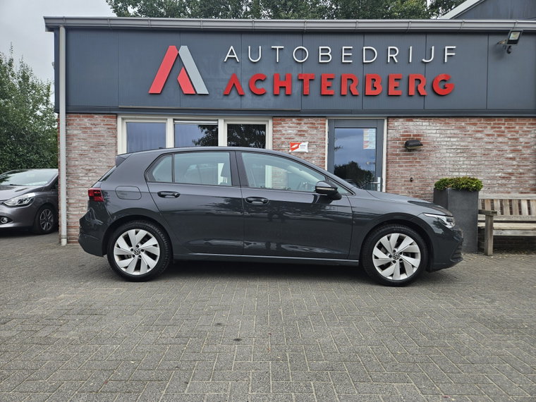 Vehicle Image 36