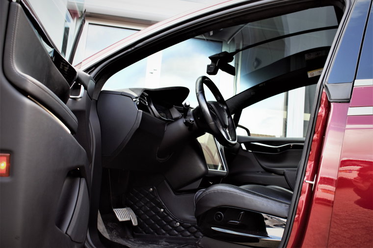 Vehicle Image 11