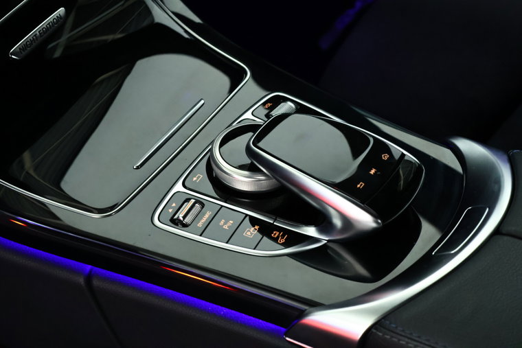 Vehicle Image 23