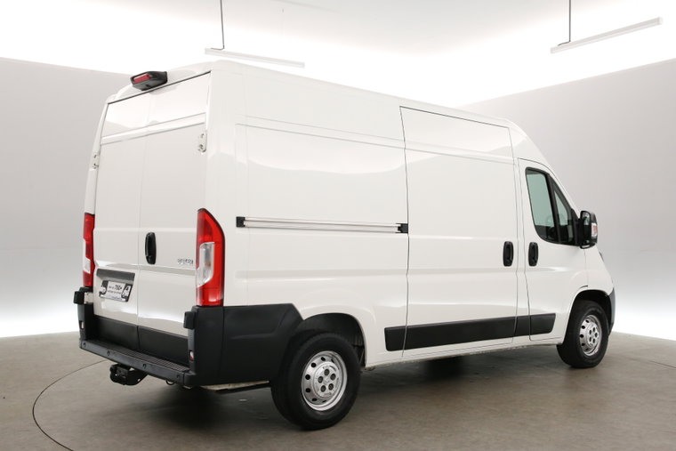Vehicle Image 26