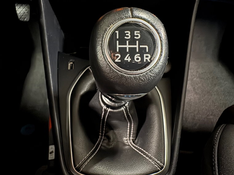 Vehicle Image 31