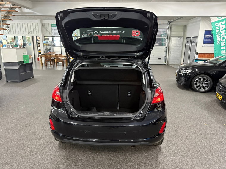 Vehicle Image 35