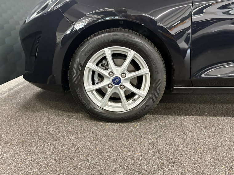 Vehicle Image 37