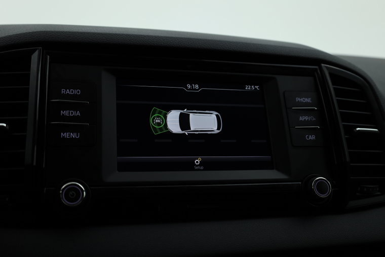Vehicle Image 16