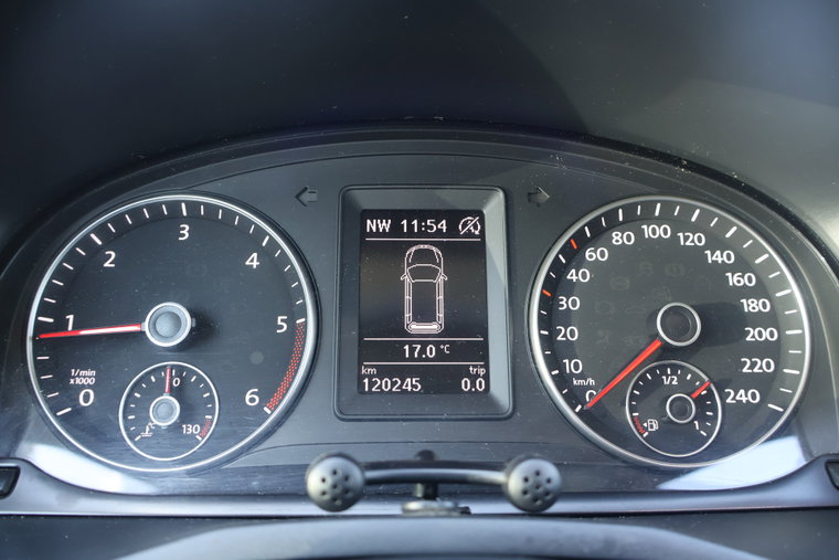 Vehicle Image 21