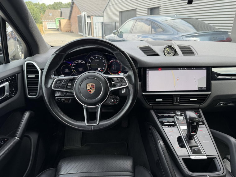 Vehicle Image 28