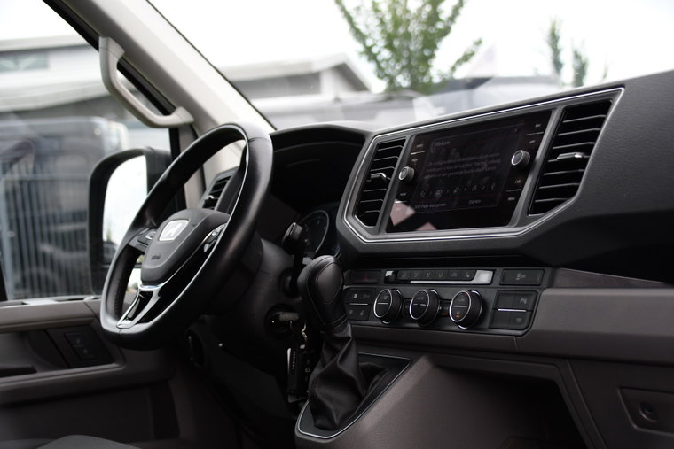 Vehicle Image 18