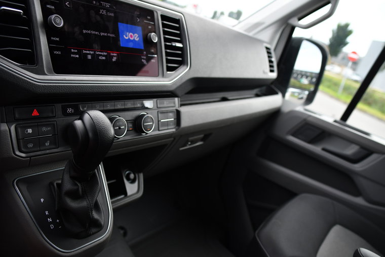 Vehicle Image 24
