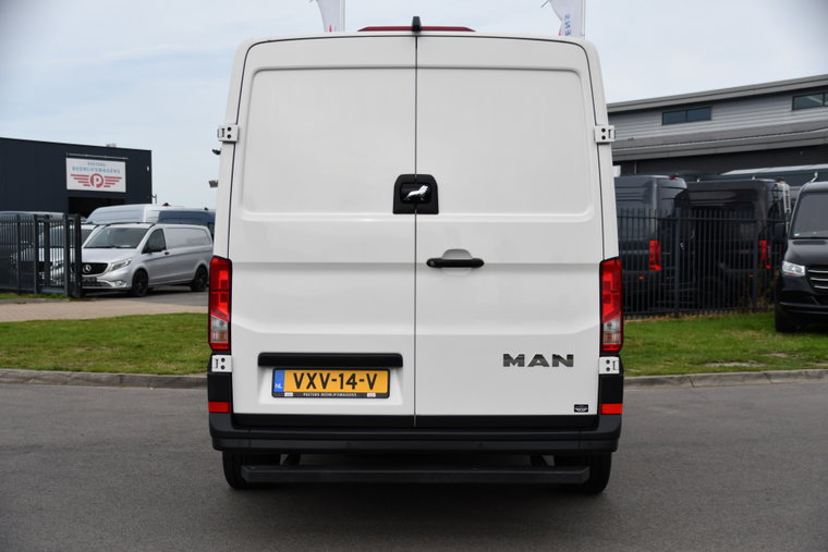 Vehicle Image 34