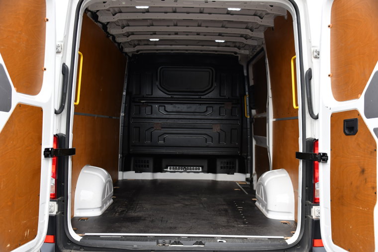 Vehicle Image 36