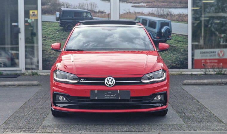 Vehicle Image 32