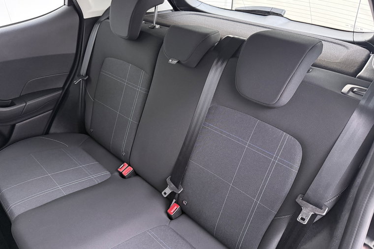 Vehicle Image 11