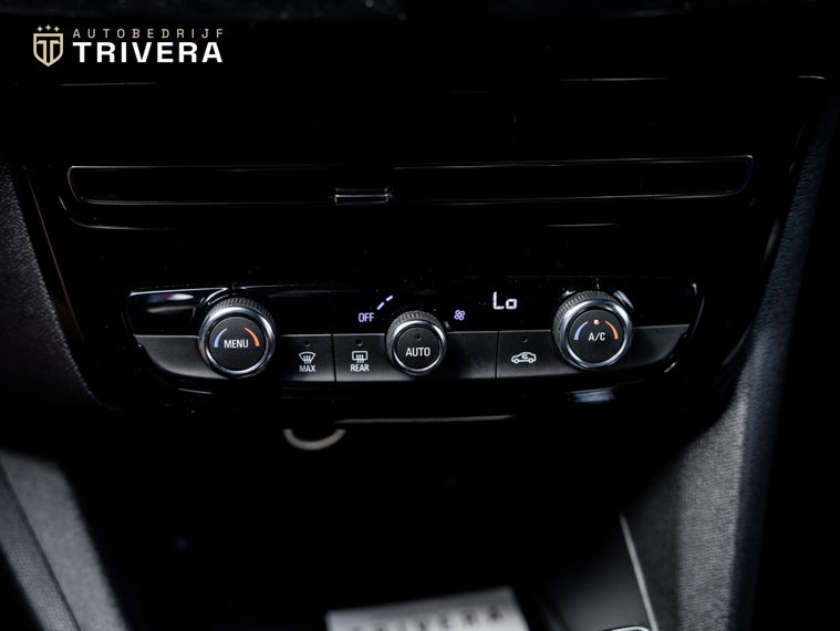 Vehicle Image 42