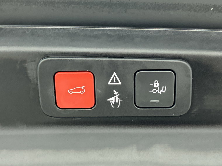 Vehicle Image 26