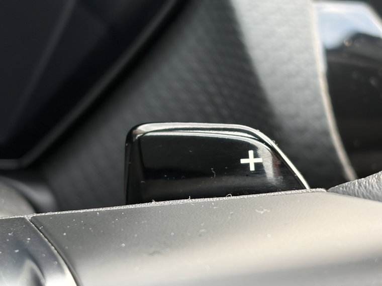 Vehicle Image 33