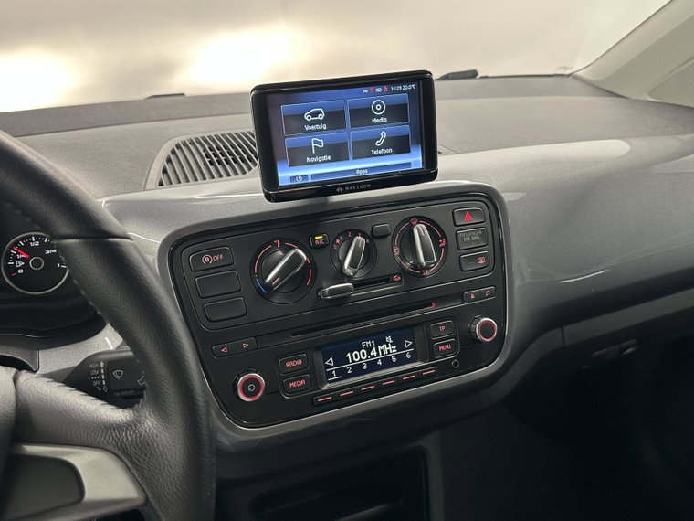 Vehicle Image 33